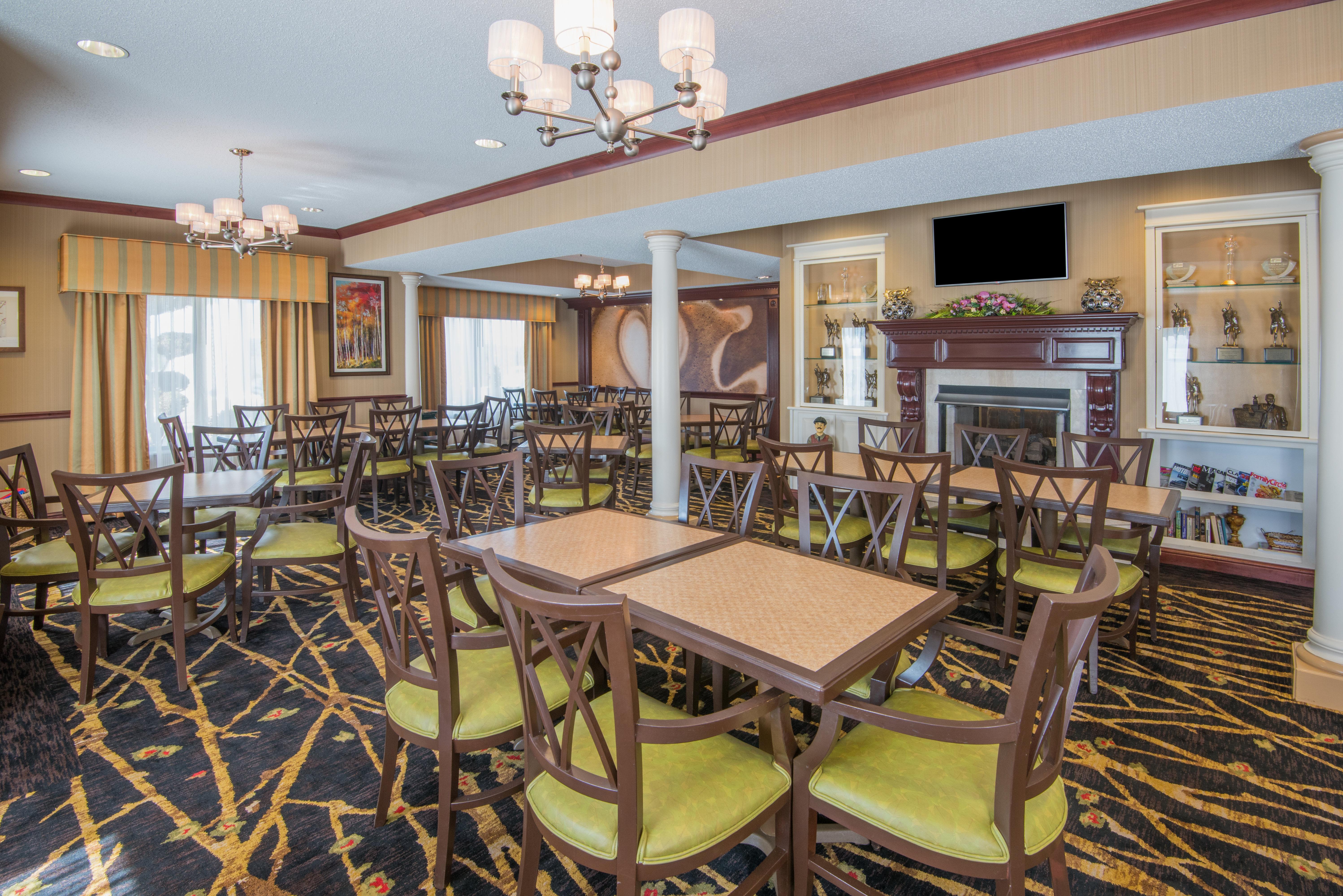 Holiday Inn Express & Suites - Sharon-Hermitage By Ihg West Middlesex Extérieur photo