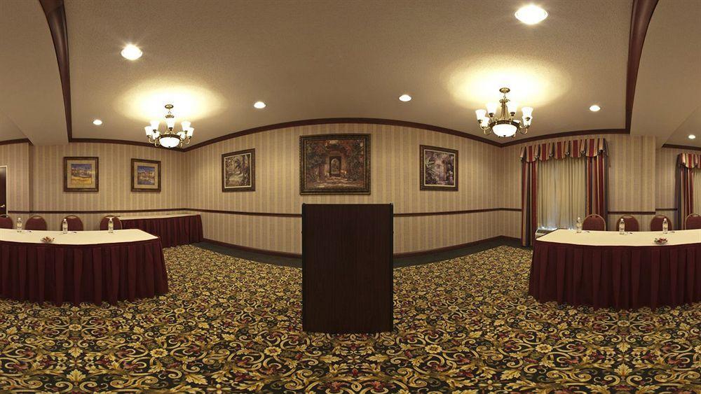 Holiday Inn Express & Suites - Sharon-Hermitage By Ihg West Middlesex Extérieur photo